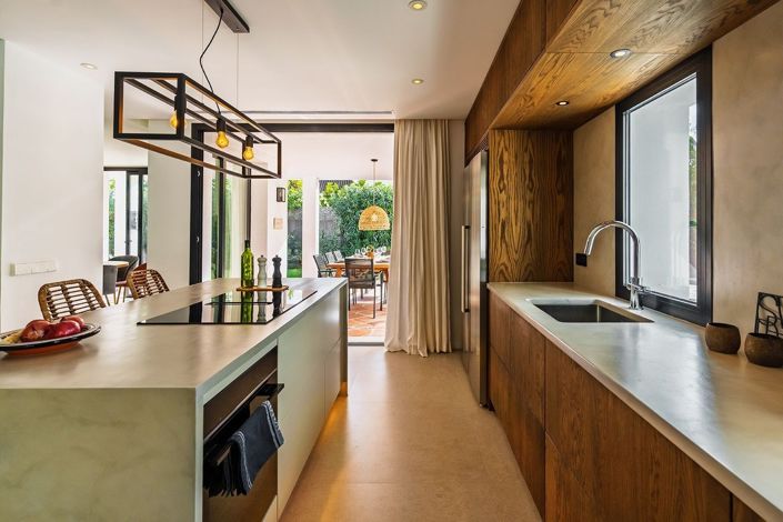 Image No.10-4 Bed Villa for sale