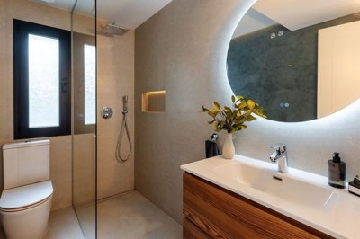 1447-660639-78d1f4f8b6655591b02d22fabb36a692d