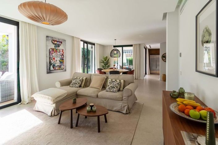 Image No.8-4 Bed Villa for sale