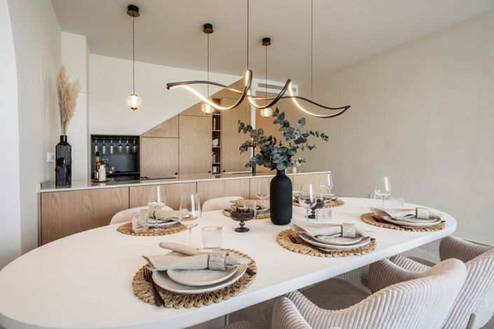 Image No.15-4 Bed Townhouse for sale