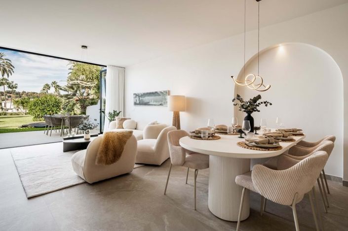 Image No.3-4 Bed Townhouse for sale