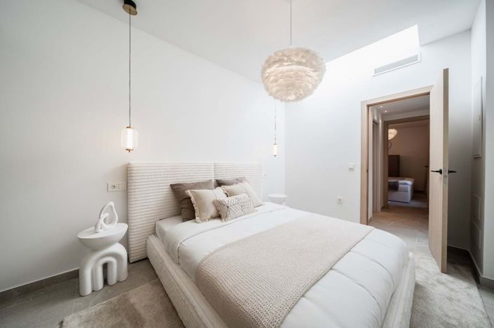 Image No.32-4 Bed Townhouse for sale