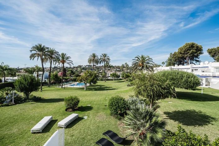 Image No.38-4 Bed Townhouse for sale