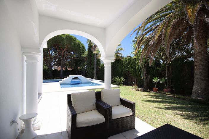 Image No.10-5 Bed Villa for sale