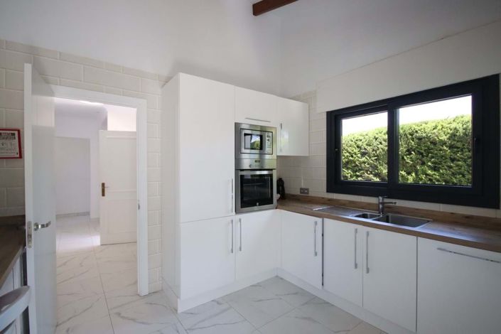 Image No.15-5 Bed Villa for sale