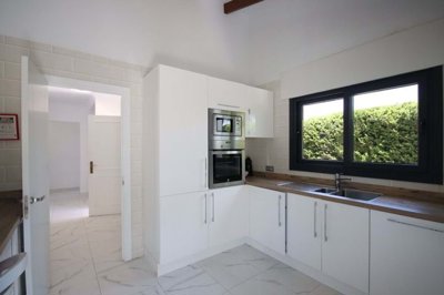 1447-341264-78d1f4f8b6655591b02d22fabb36a692d