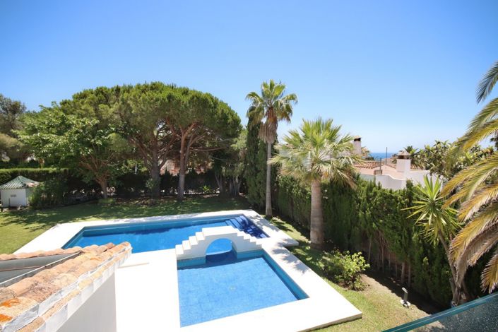 Image No.4-5 Bed Villa for sale