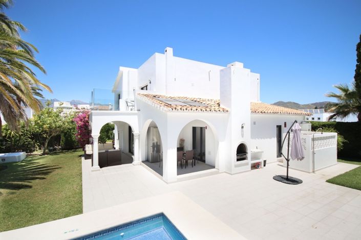 Image No.7-5 Bed Villa for sale