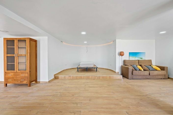 Image No.34-3 Bed Villa for sale