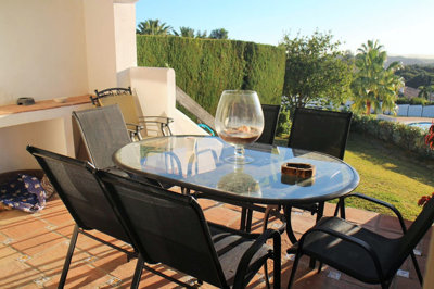 8-e64a9055bba3e77ac8aca3b893cdf826