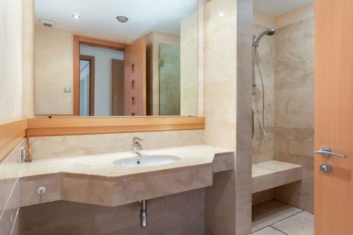 Image No.19-3 Bed Penthouse for sale