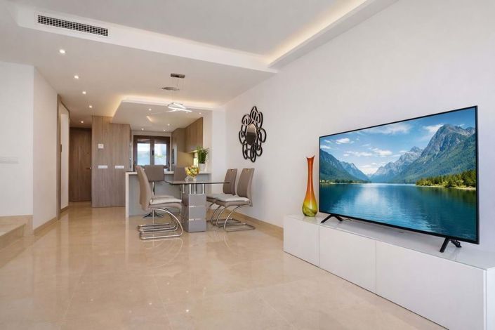 Image No.9-3 Bed Townhouse for sale