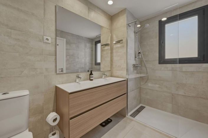 Image No.13-2 Bed Apartment for sale