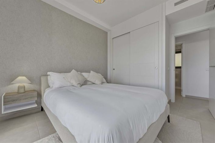 Image No.15-2 Bed Apartment for sale