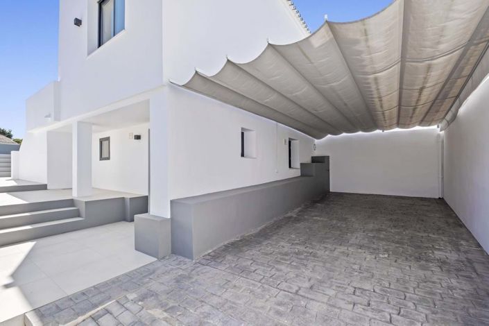 Image No.26-5 Bed Villa for sale