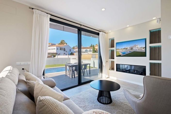 Image No.6-5 Bed Villa for sale