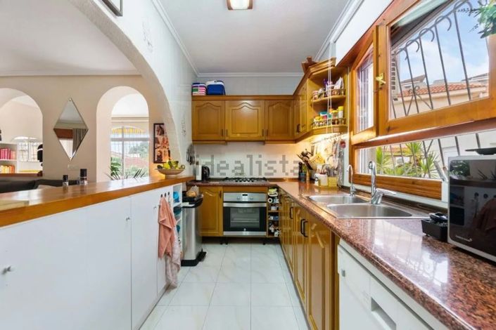 Image No.14-4 Bed Apartment for sale