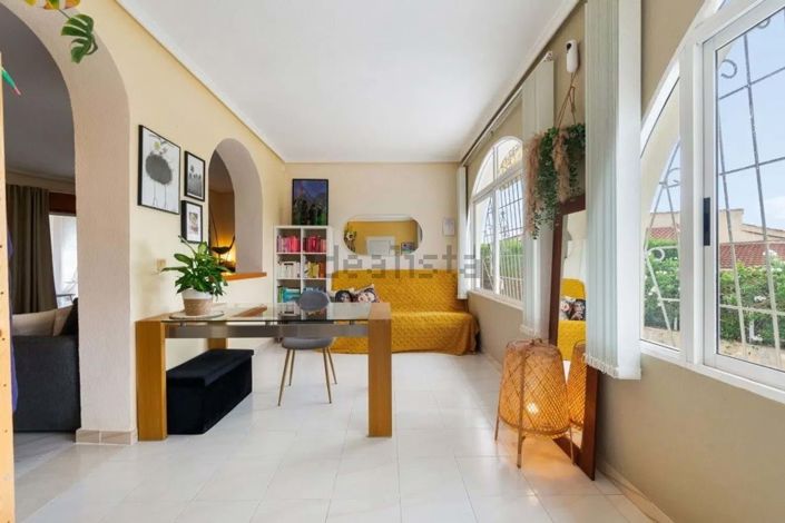 Image No.9-4 Bed Apartment for sale