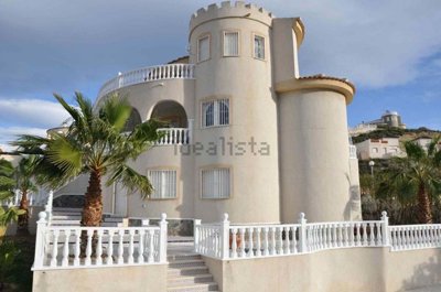 1447-657572-78d1f4f8b6655591b02d22fabb36a692d