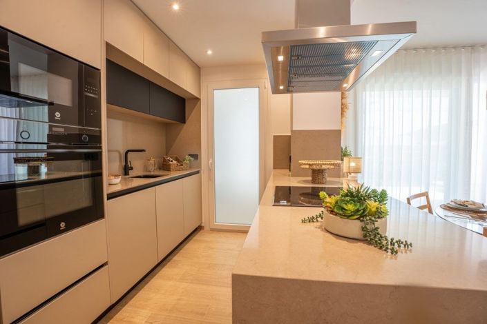 Image No.9-2 Bed Apartment for sale