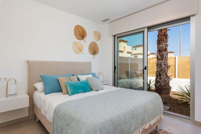 Image No.9-3 Bed Apartment for sale