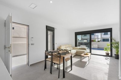 1447-661313-78d1f4f8b6655591b02d22fabb36a692d