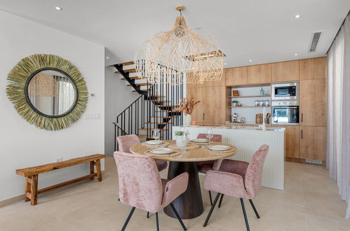 Image No.34-3 Bed Semi-Detached for sale