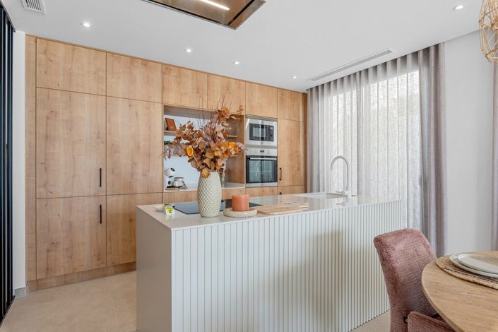 Image No.35-3 Bed Semi-Detached for sale