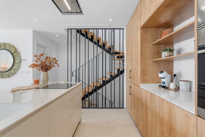 Image No.38-3 Bed Semi-Detached for sale