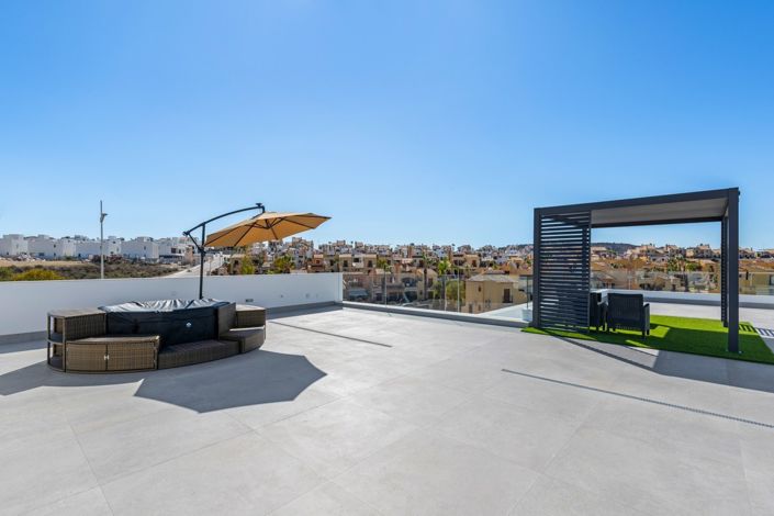 Image No.19-3 Bed Villa for sale