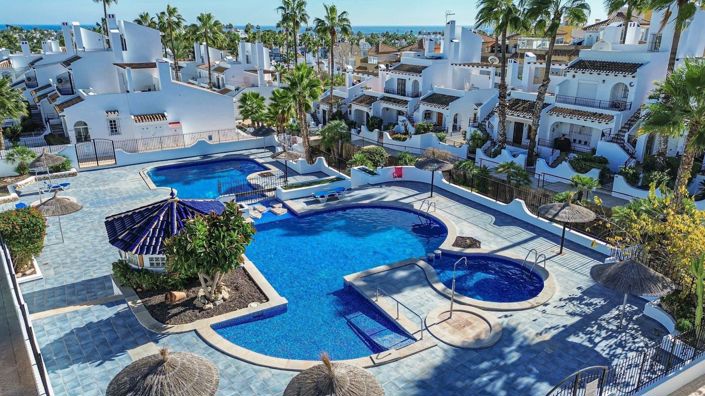 Image No.2-3 Bed Villa for sale