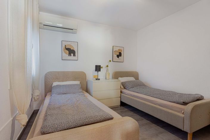 Image No.20-3 Bed Villa for sale