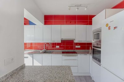 1447-648003-78d1f4f8b6655591b02d22fabb36a692d