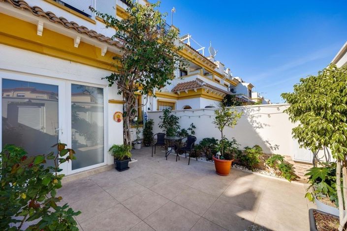 Image No.2-3 Bed Townhouse for sale