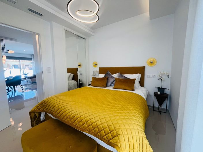 Image No.10-3 Bed Villa for sale