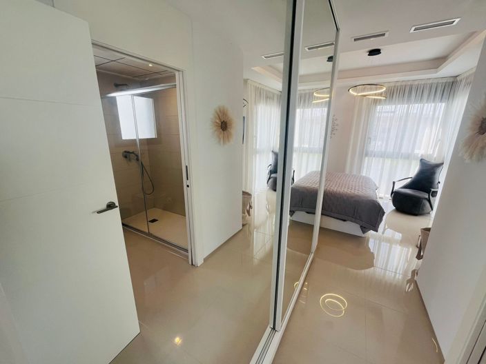 Image No.16-3 Bed Villa for sale