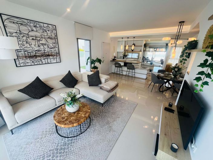 Image No.6-3 Bed Villa for sale