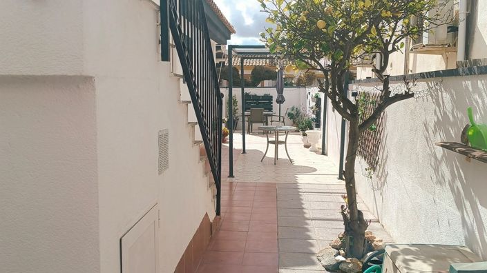 Image No.11-3 Bed Villa for sale