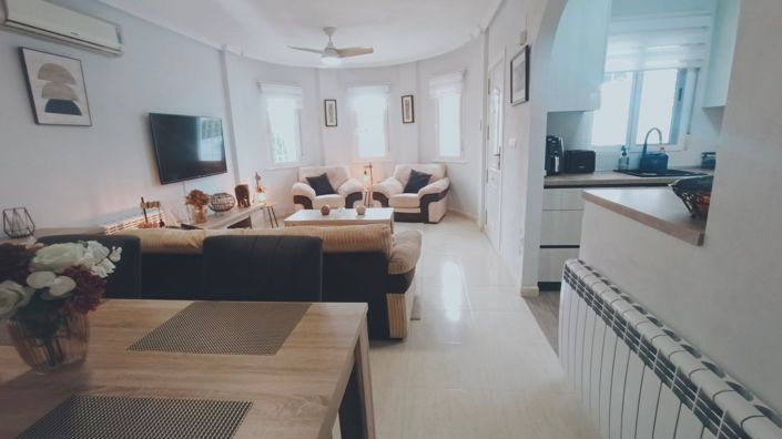 Image No.2-3 Bed Villa for sale