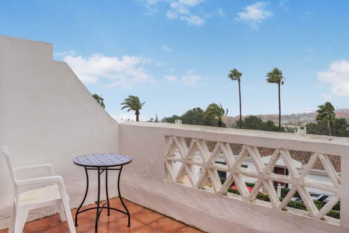 Image No.32-3 Bed Townhouse for sale