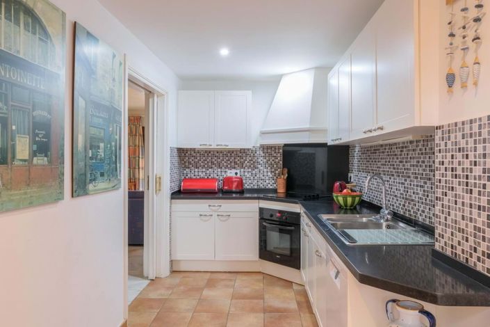 Image No.4-3 Bed Townhouse for sale