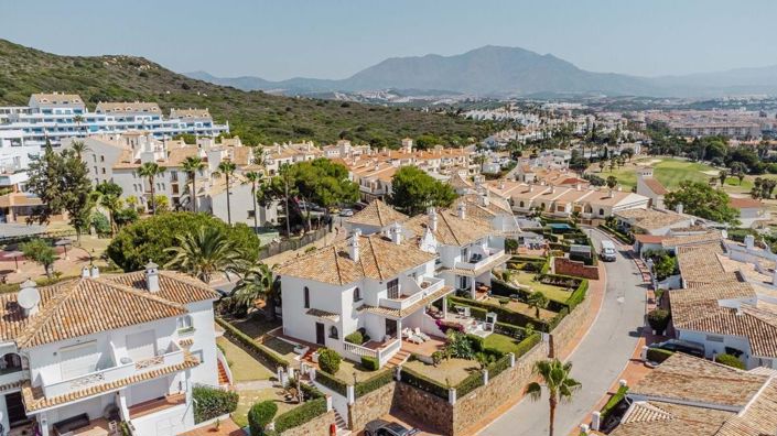 Image No.43-3 Bed Townhouse for sale