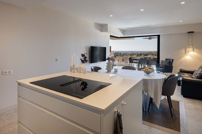 Image No.11-3 Bed Apartment for sale