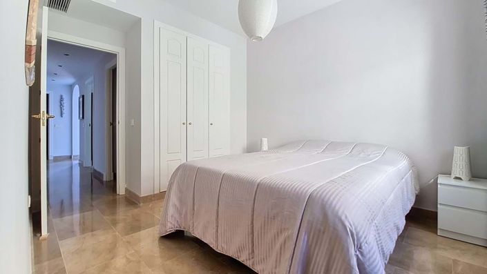 Image No.17-3 Bed Apartment for sale