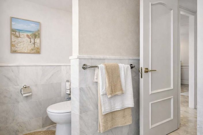 Image No.13-2 Bed Apartment for sale