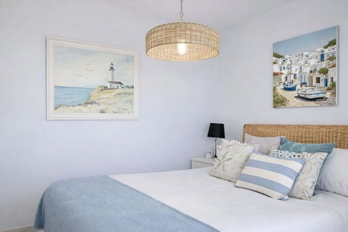 Image No.15-2 Bed Apartment for sale