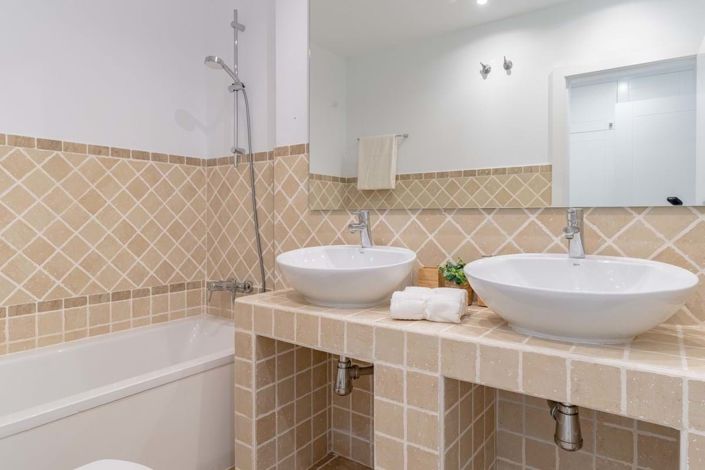 Image No.17-2 Bed Apartment for sale