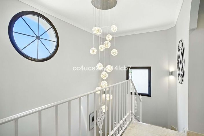 Image No.23-3 Bed Villa for sale