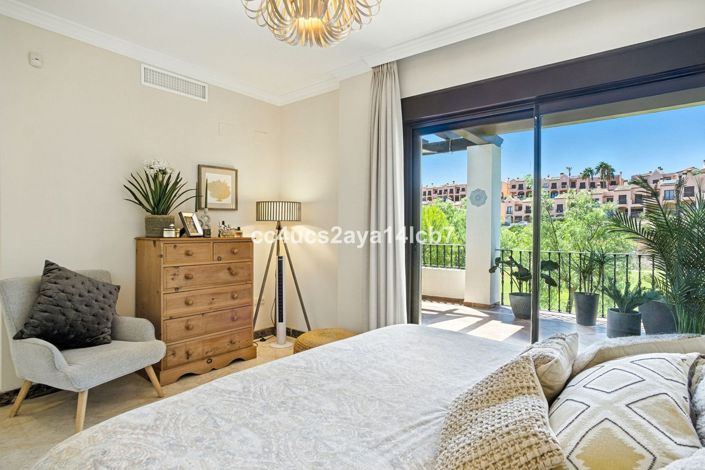 Image No.25-3 Bed Villa for sale