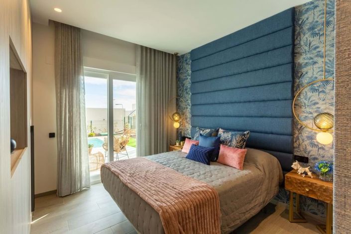 Image No.24-3 Bed Semi-Detached for sale